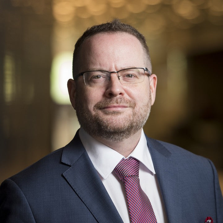 Dr. Sean W. Cain